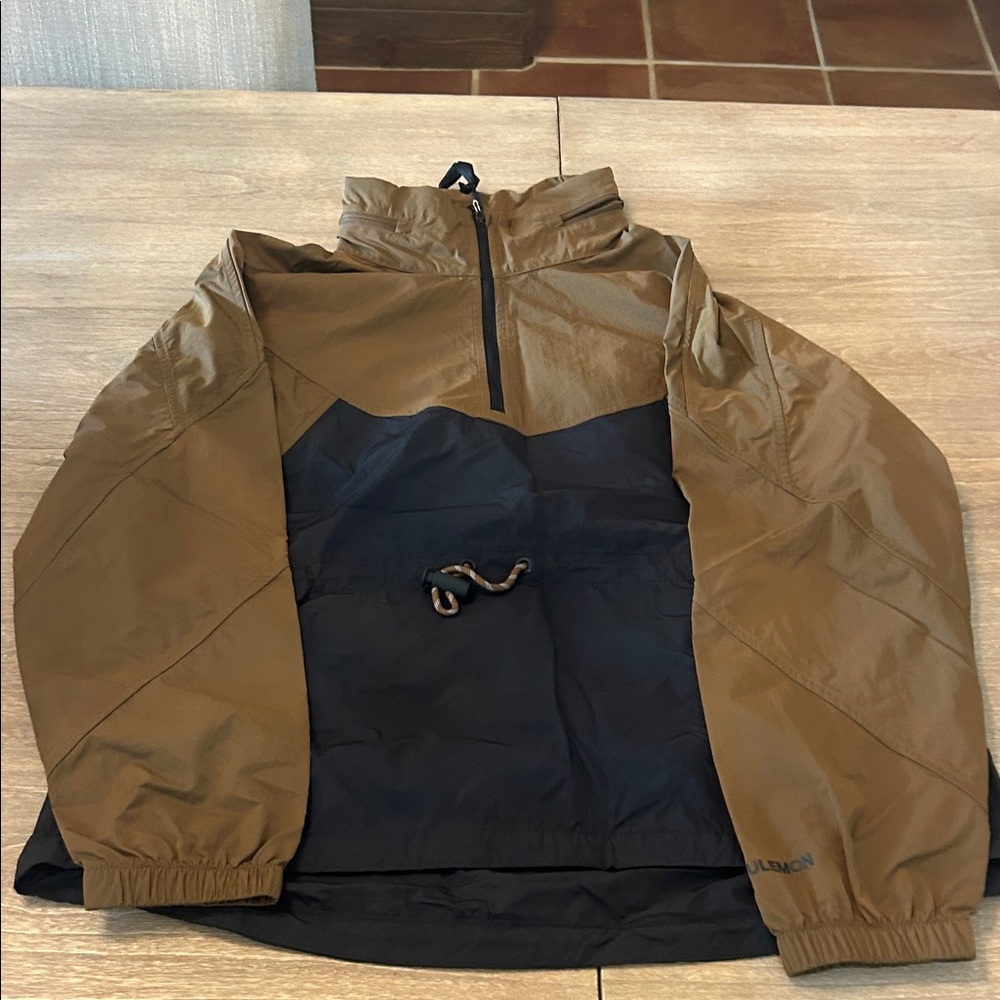 lululemon athletica Brown and Black Jacket - Picture 6 of 10